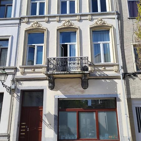Studio Alicia, Idealement Situe Etterbeek Экстерьер фото